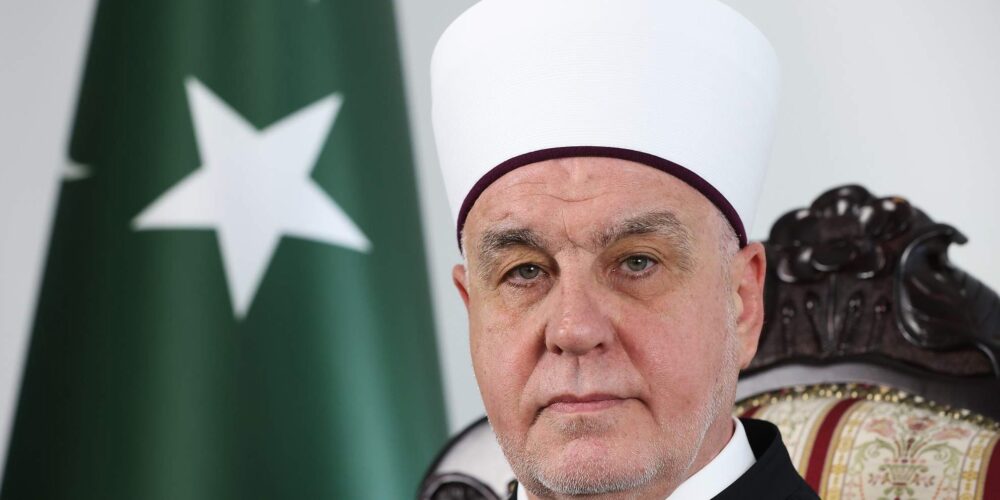 Reisu-l-ulema: Kurban-bajram je vrijeme žrtve, radosti i bliskosti sa svim ljudima