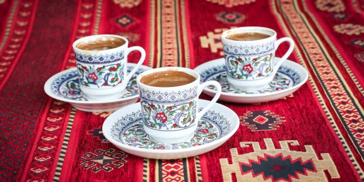 Koliko kafe je dovoljno – a koliko previše? Stručnjaci otkrivaju idealnu dnevnu dozu