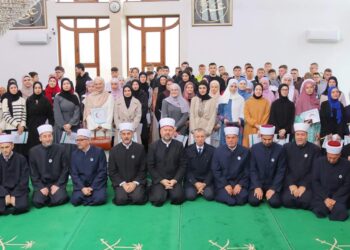 Medžlis Žepče dodijelio 76 stipendija učenicima i studentima