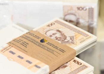 Penzionerima u ZDK s minimalnom penzijom pomoć od 100 KM