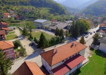 Tokom ramazana škole u ZDK mogu nastavni proces prilagoditi vjerskim potrebama đaka i uposlenih