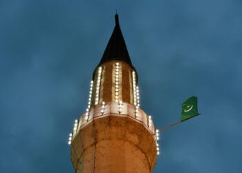 Muslimani večeras obilježavaju mubarek noć Lejletul-kadr
